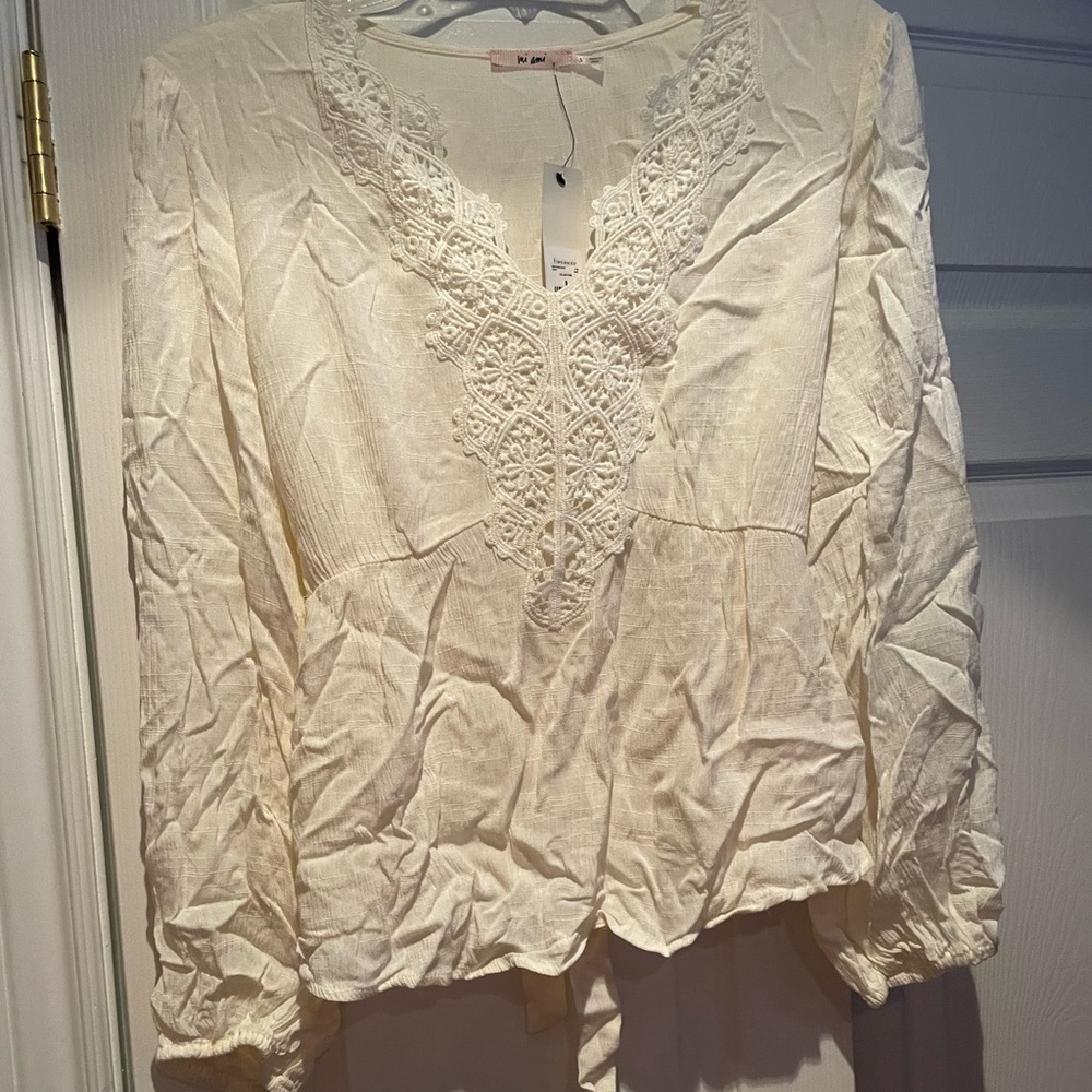 Miami Cream Blouse New w/tags Size Small